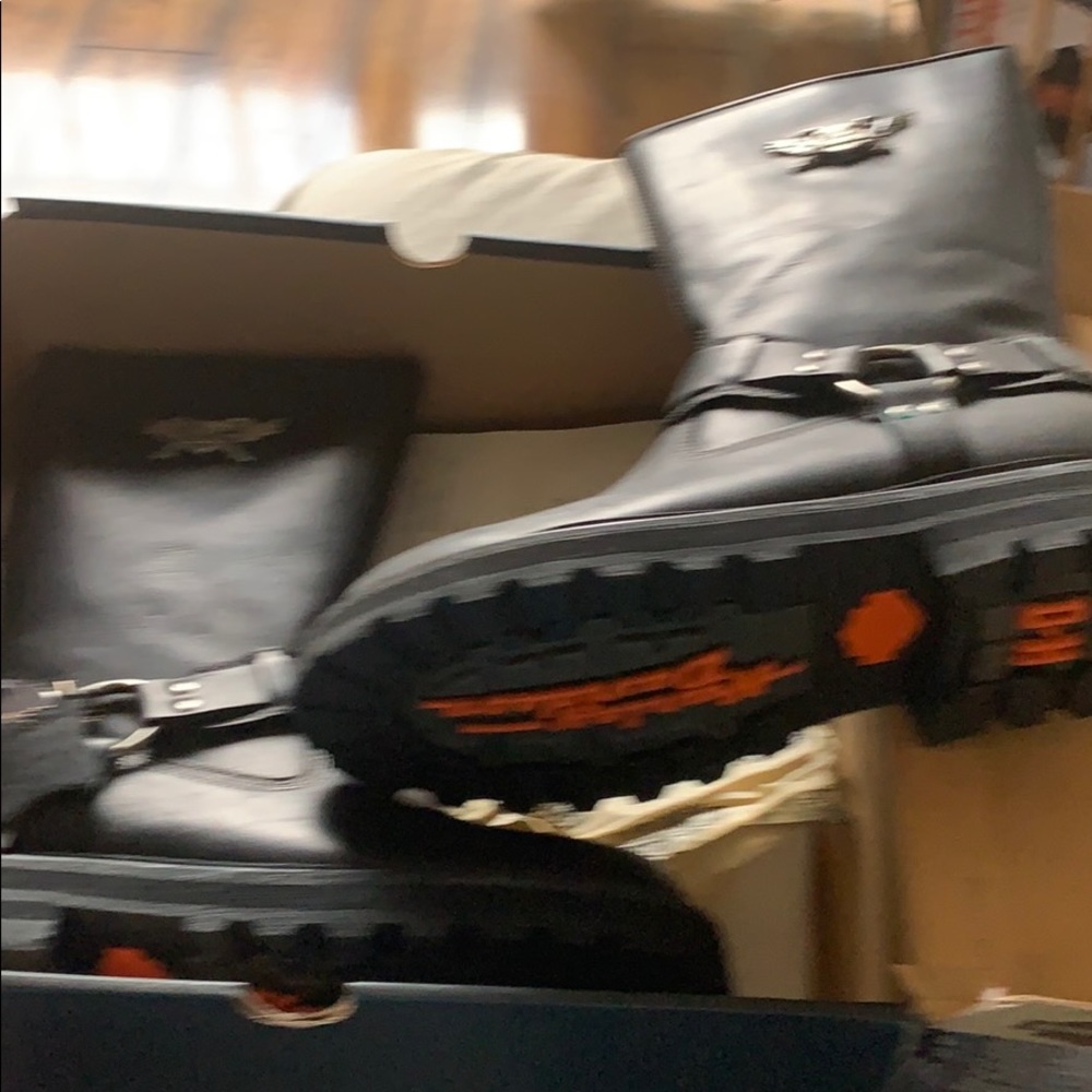 Motorcycle boots